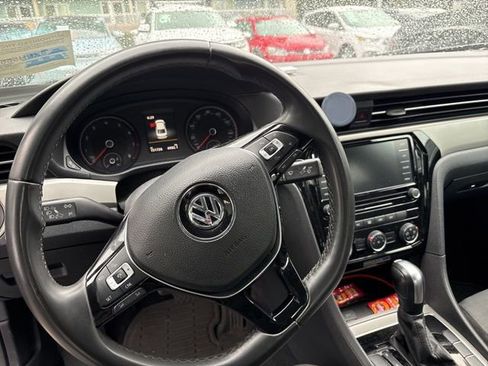 Used 2021 Volkswagen Passat 2.0T S image 6