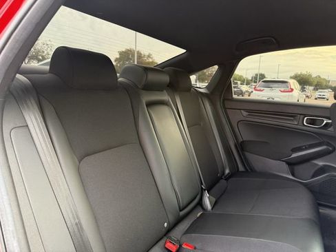Used 2025 Honda Civic Sport image 25