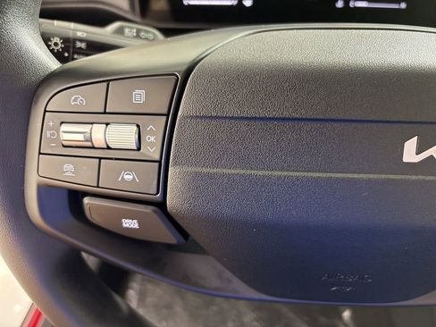New 2026 Kia K4 FWD image 28