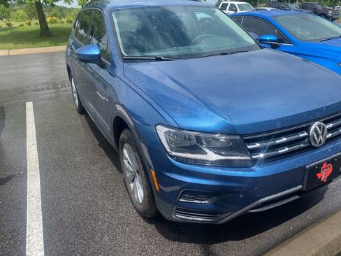 Used 2020 Volkswagen Tiguan S FWD image 3