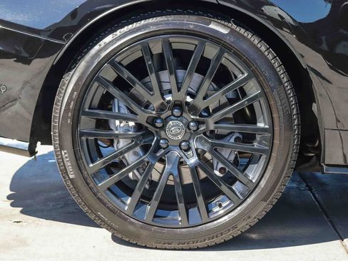 Used 2024 Land Rover Range Rover Sport AWD/4WD image 7
