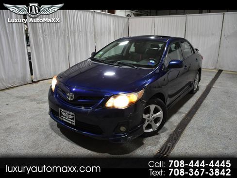 Used 2011 Toyota Corolla S FWD image 1