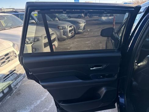 Used 2024 Toyota Grand Highlander AWD Hybrid image 40