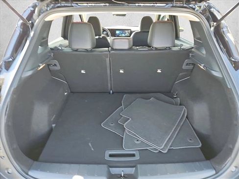 Used 2025 Nissan Kicks SR FWD image 6
