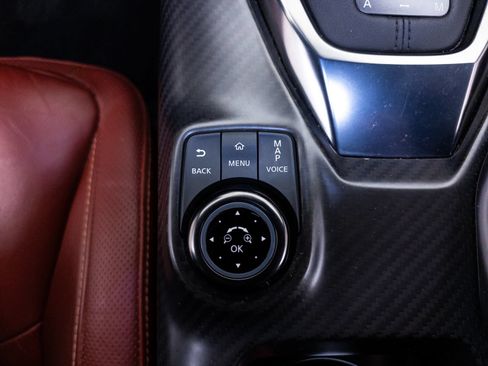Used 2020 Nissan GT-R Premium w/ Premium Interior Package AWD/4WD image 37