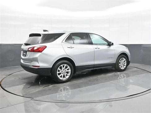 Used 2018 Chevrolet Equinox LT image 7