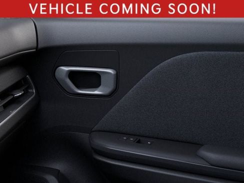 New 2026 Kia K4 LXS image 25