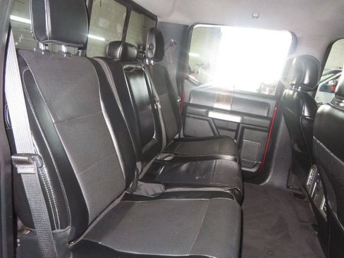 Used 2016 Ford F150 Lariat w/ Equipment Group 502A Luxury AWD/4WD image 30