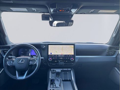 Used 2024 Lexus GX 550 image 23