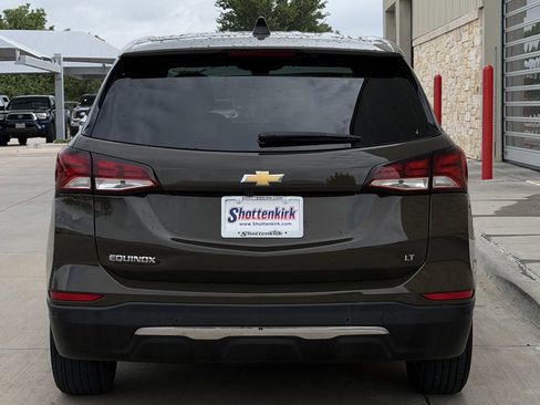 Used 2023 Chevrolet Equinox LT FWD image 5