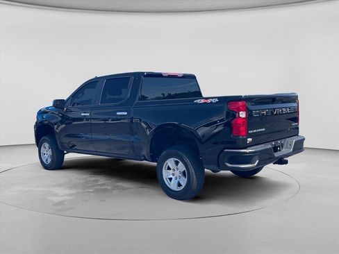 Used 2023 Chevrolet Silverado 1500 Custom AWD/4WD image 5