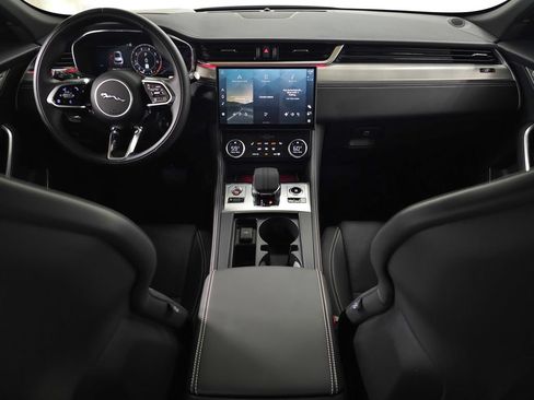 Used 2026 Jaguar F-PACE R-Dynamic S AWD/4WD image 16
