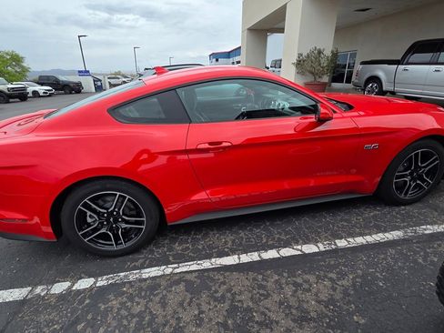 Used 2020 Ford Mustang GT w/ Equipment Group 301A image 6