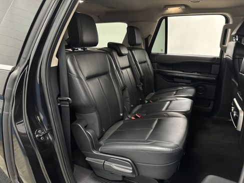 Used 2024 Ford Expedition Max XLT image 34