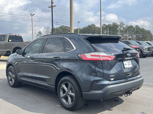 Certified 2022 Ford Edge SEL w/ Sport Appearance Package image 2