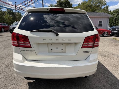 Used 2018 Dodge Journey SE FWD image 6