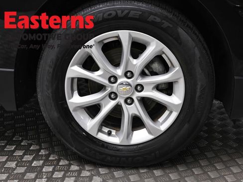 Used 2018 Chevrolet Equinox LT image 31