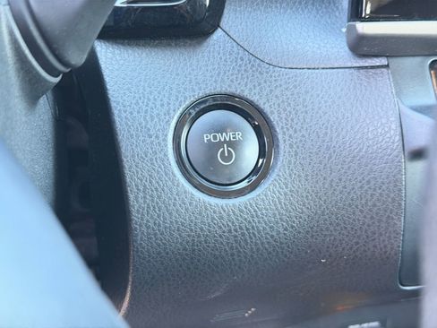 Used 2025 Toyota Camry LE image 17