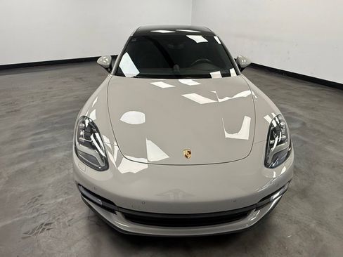 Used 2018 Porsche Panamera 4 w/ Premium Package Plus AWD/4WD image 12