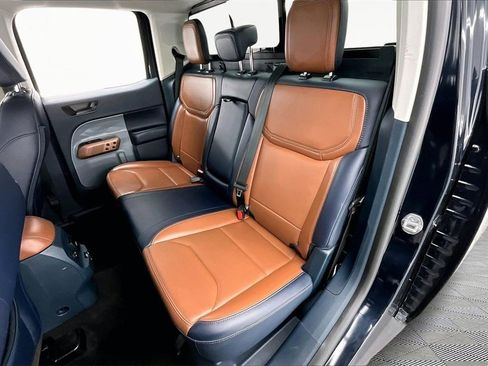 Used 2022 Ford Maverick Lariat w/ Lariat Luxury Package image 27