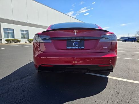 Used 2021 Tesla Model S Plaid image 8