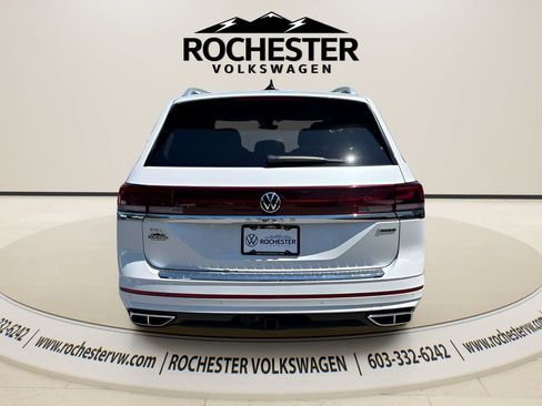 Used 2024 Volkswagen Atlas SEL Premium R-Line AWD/4WD image 6