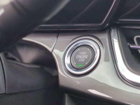 New 2026 Chevrolet Trax ACTIV w/ Sunroof Package FWD image 17