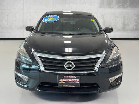 Used 2013 Nissan Altima 2.5 S image 2