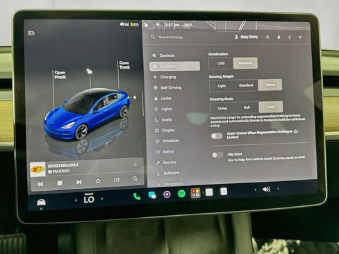 Used 2023 Tesla Model 3 Standard Range RWD image 17
