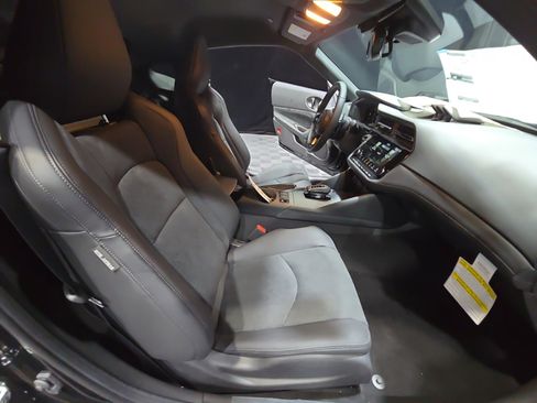 New 2025 Nissan Z Performance w/ Floor Mat Package image 19