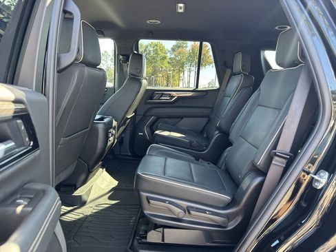Used 2025 GMC Yukon Elevation w/ LPO, Floor Liner Package image 30