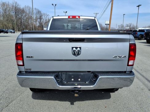 Used 2020 RAM 1500 Classic SLT image 5