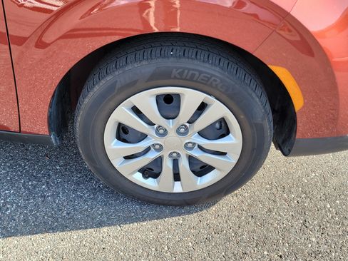 Certified 2021 Kia Soul LX FWD image 39