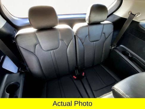 Used 2022 Kia Sorento S w/ Panoramic Sunroof Package image 30