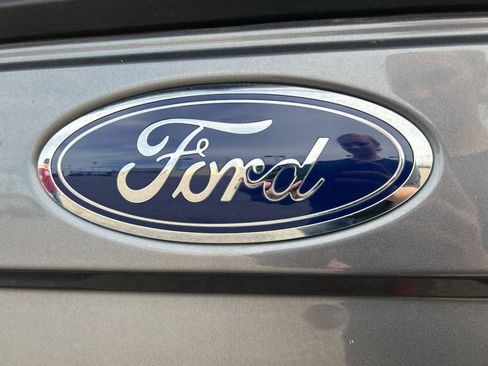 Used 2022 Ford F350 Lariat w/ Lariat Ultimate Package AWD/4WD image 19