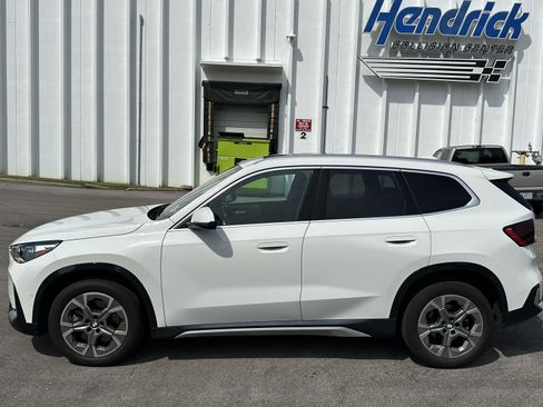 Certified 2025 BMW X1 xDrive28i AWD/4WD image 7