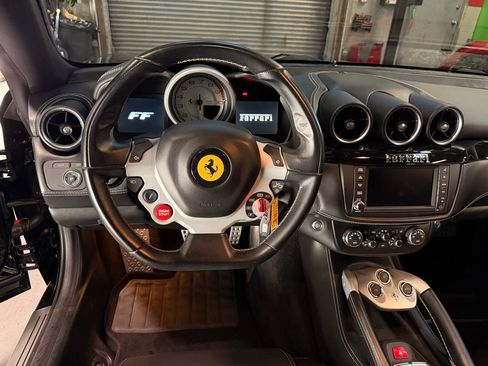 Used 2012 Ferrari FF AWD/4WD image 16