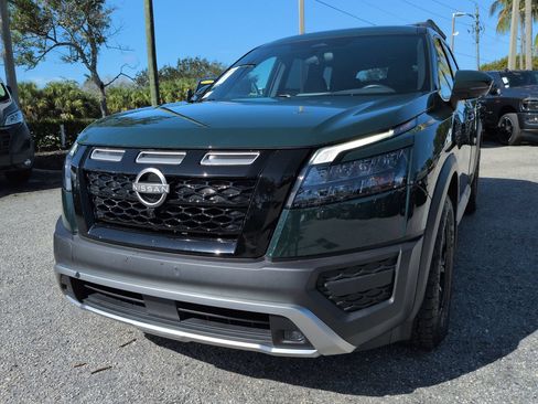 Used 2024 Nissan Pathfinder Rock Creek AWD/4WD image 9
