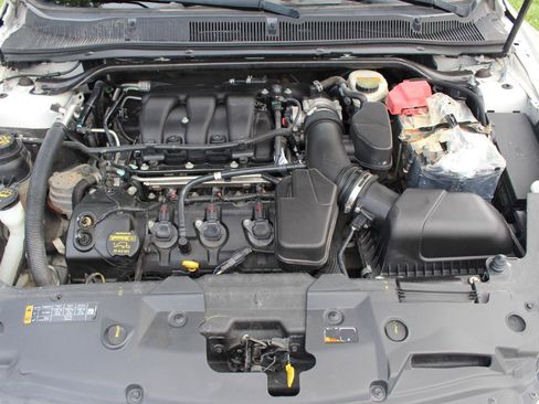 Used 2014 Ford Taurus SEL w/ Equipment Group 201A FWD image 47