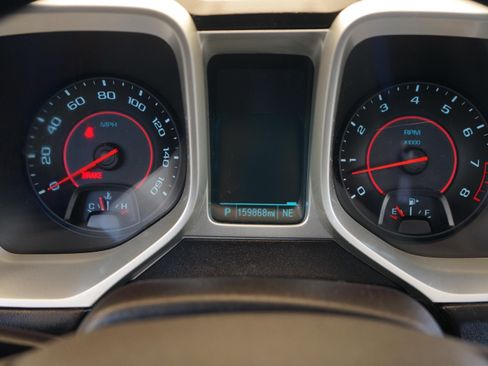 Used 2012 Chevrolet Camaro LS RWD image 17