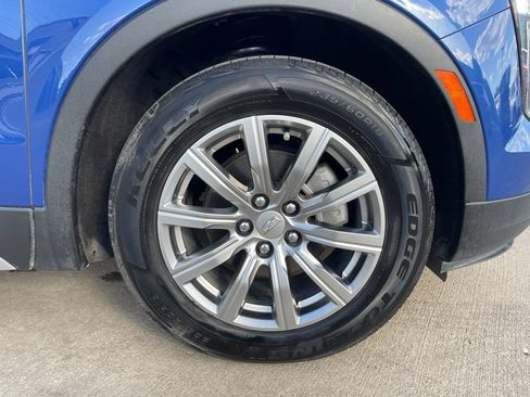 Used 2023 Cadillac XT4 Premium Luxury FWD image 27