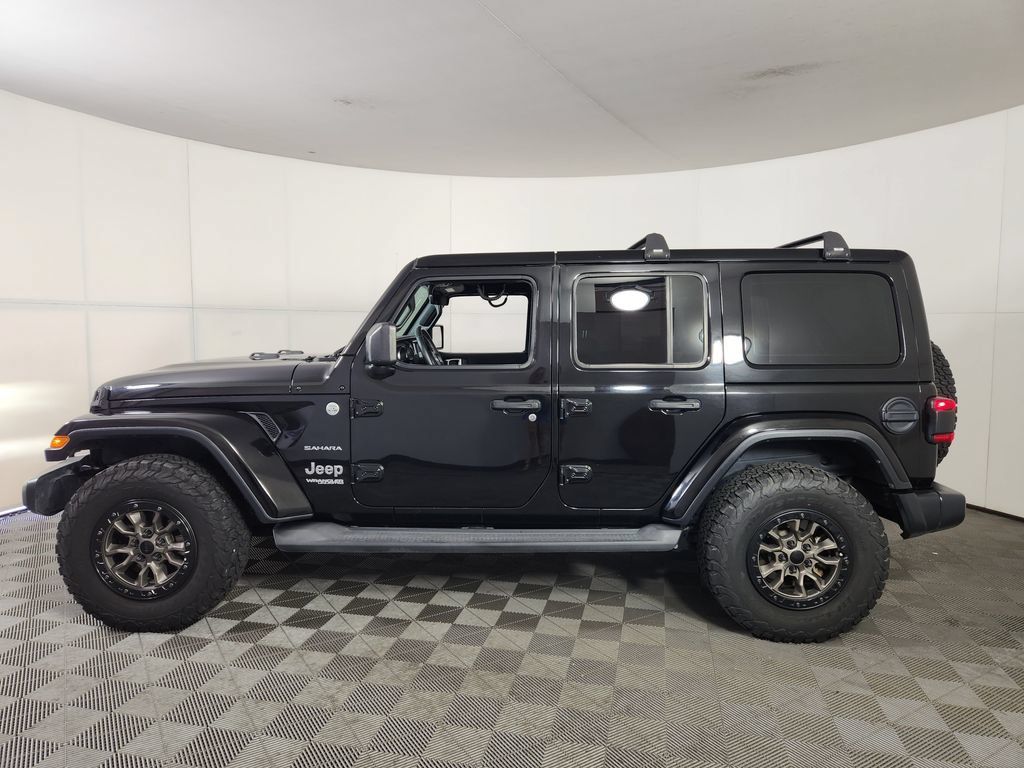 Used 2019 Jeep Wrangler Unlimited Sahara w/ Dual Top Group AWD/4WD image 4