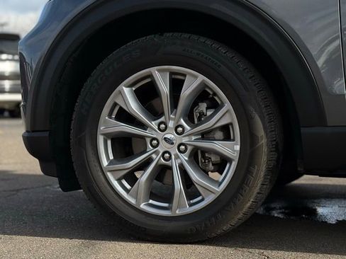 Certified 2023 Ford Explorer Limited image 36