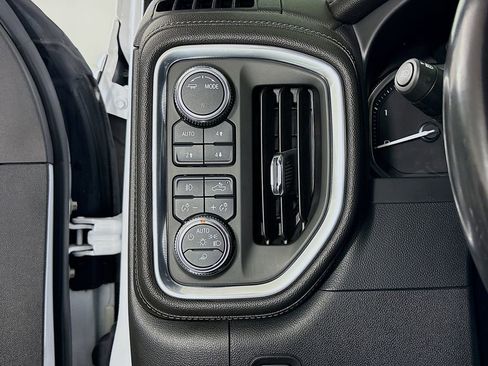 Used 2020 GMC Sierra 3500 Denali image 12