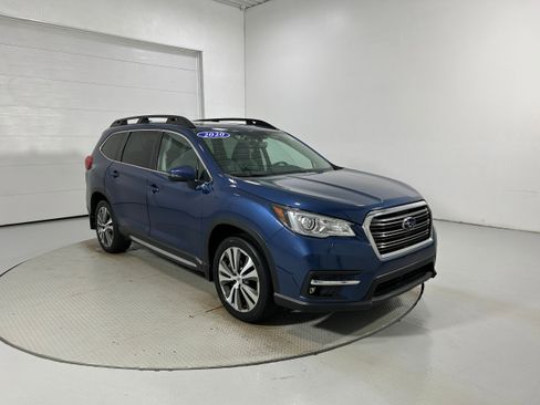 Used 2020 Subaru Ascent Limited w/ Technology Package AWD/4WD image 2