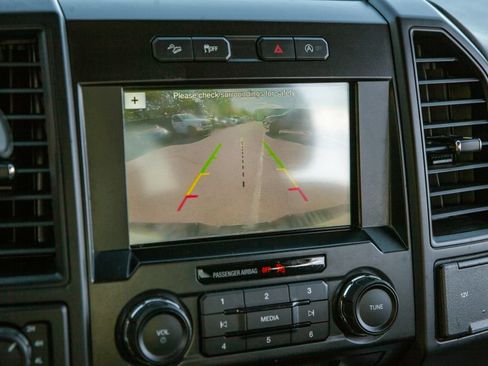 Used 2018 Ford F150 XL w/ Equipment Group 101A Mid AWD/4WD image 15