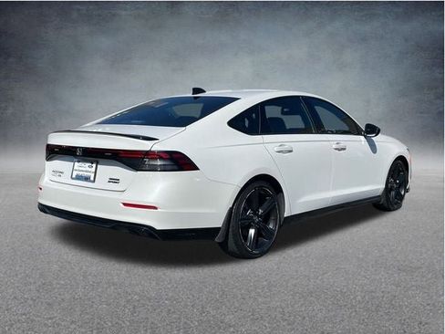 Used 2023 Honda Accord Sport image 4