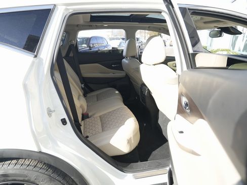 Used 2021 Nissan Murano Platinum w/ Cargo Package image 32