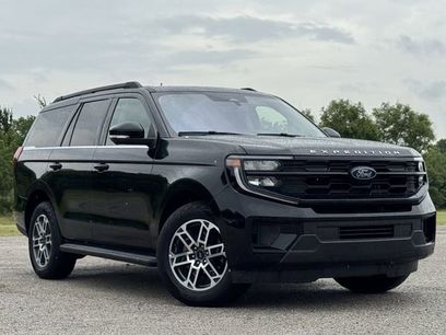 Used 2025 Ford Expedition Active