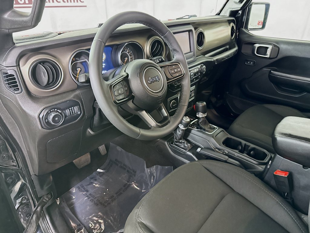 Used 2019 Jeep Wrangler Unlimited Sport S AWD/4WD image 16